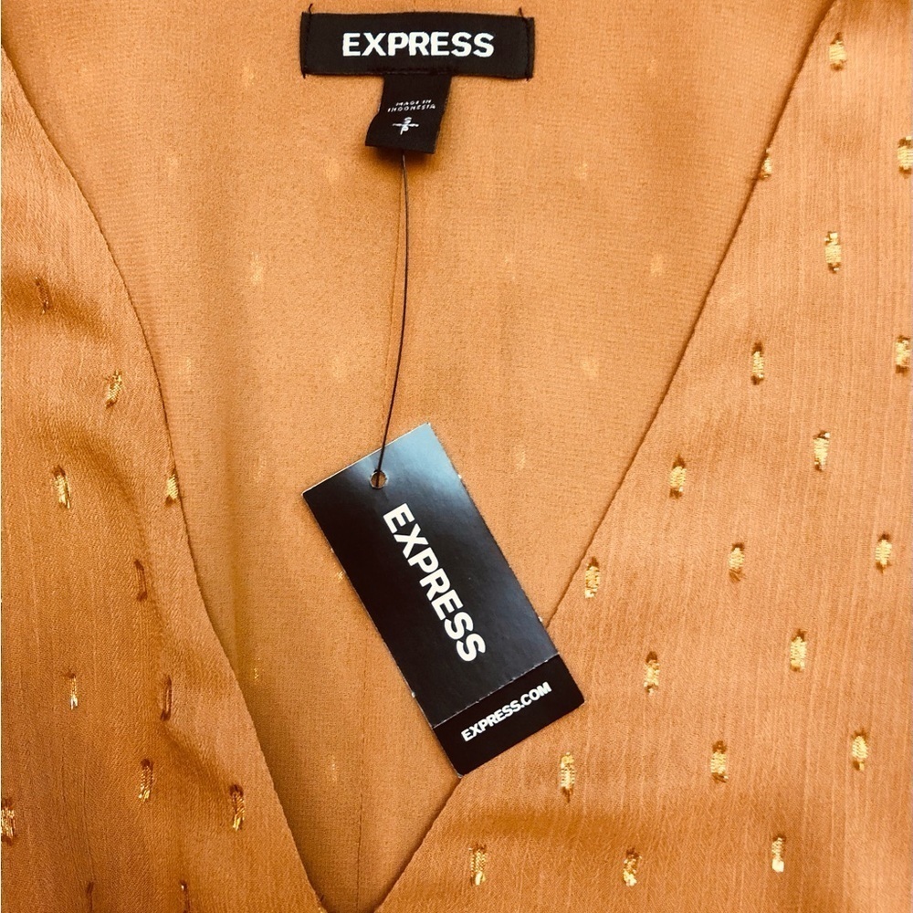 Clip-dot Tie Blouse NWT by Express - Picture 2 of 10